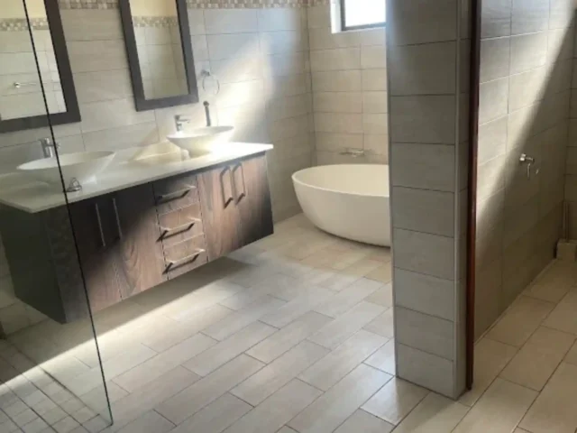 Bathroom cleaning in a Durbanville home