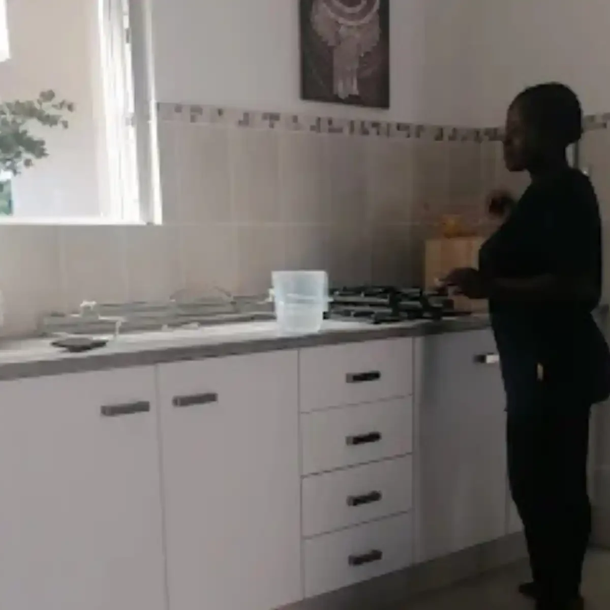 Kitchen cleaning in a Durbanville home